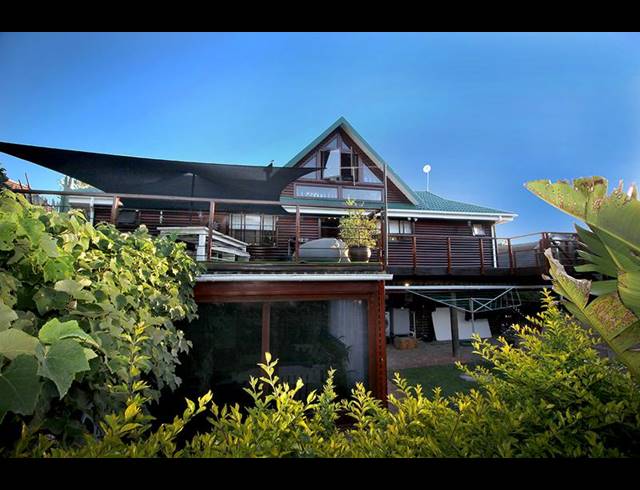 4 BEDROOM HOUSE FOR SALE IN DOLPHIN CREEK GOLF ESTATE